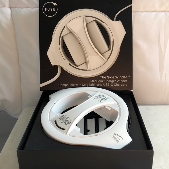 Side Winder MacBook charger winder - Picture 3 of 4